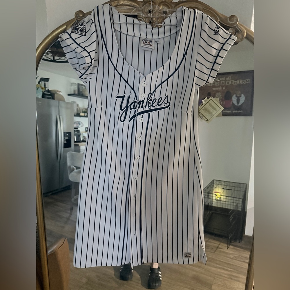 New York Yankees Women's Pinstripe Midi Dress - White/Navy